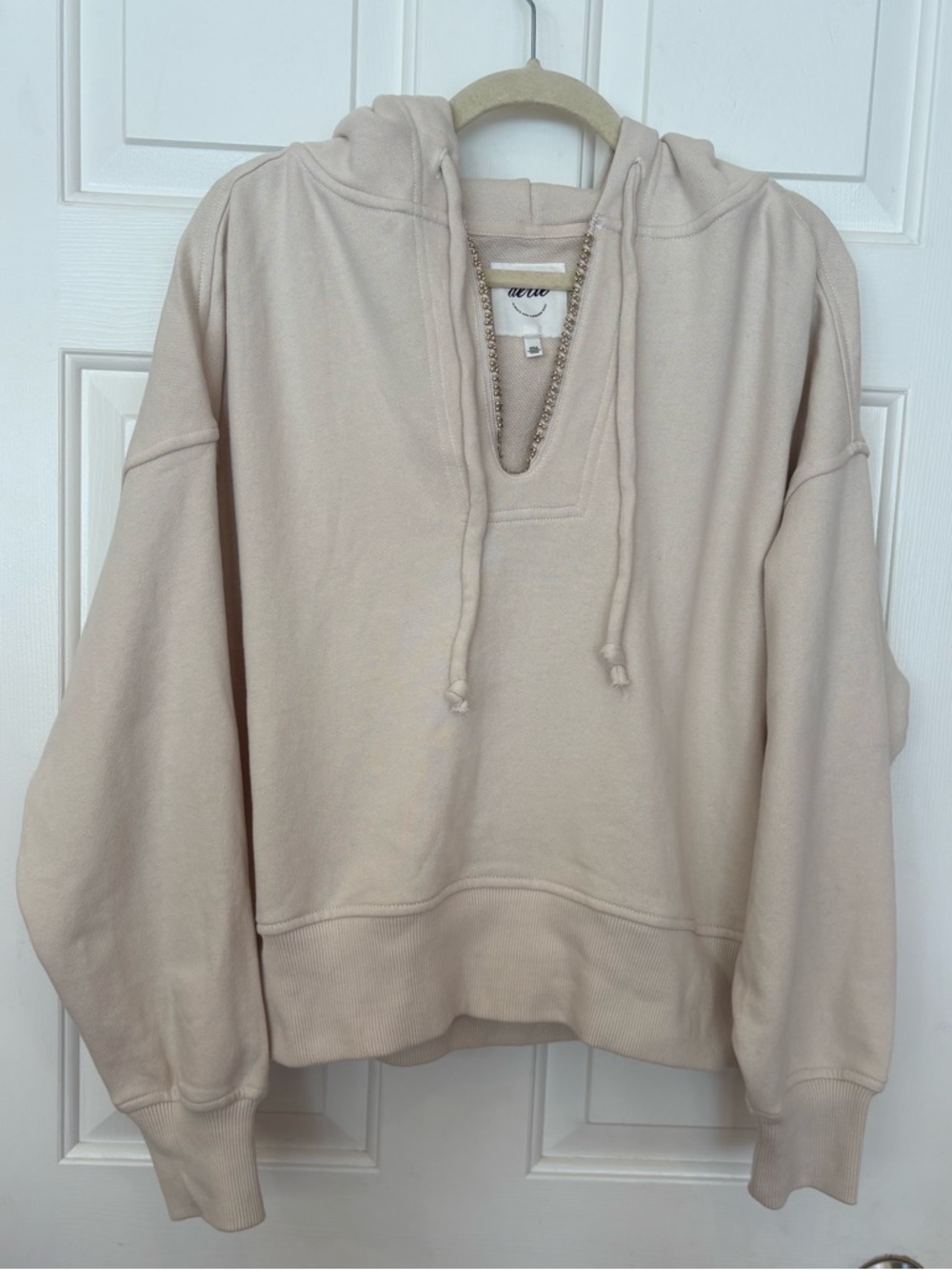 Aerie Hoodie Womens Size M Ivory Oversized V Neck Pullover Sweatshirt Beaded NWT